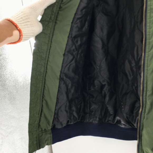 Vans Bomber Flight Mens Jacket Insulated with Poly Shell Olive Green Sz M - Picture 9 of 12